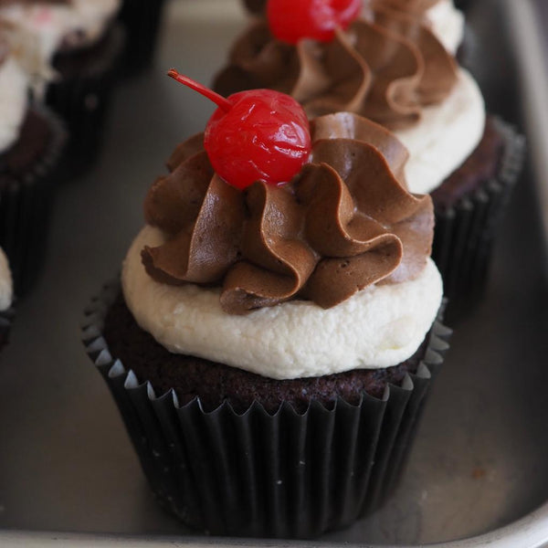 Mixed Box of cupcakes